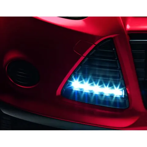 Nolden Feux de jour LED avec entourage noir brillant