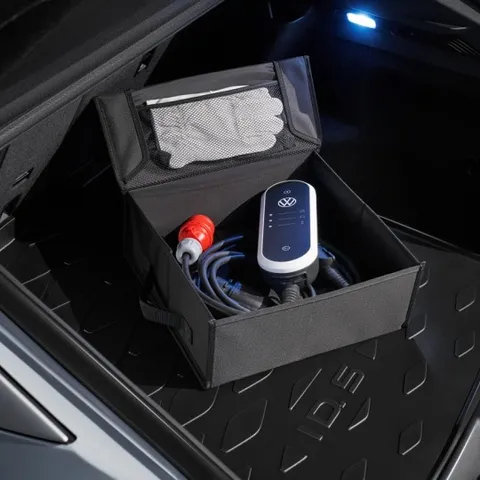 Boite pliante pour câble de recharge avec gants et chiffon