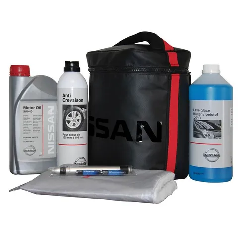 Kit de livraison Nissan (huile 5W30 DPF) + Kit Premium