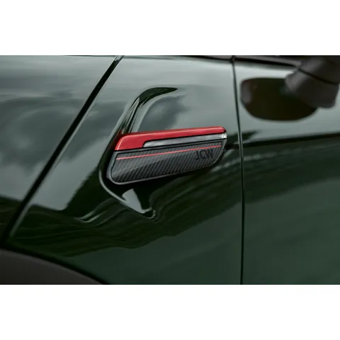 Nouvelle paire d'ouïes latérale JCW Carbone.