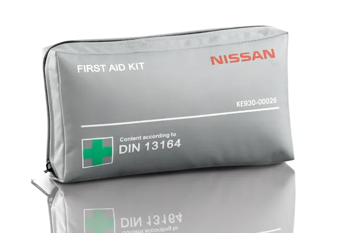 KIT DE PREMIERS-SECOURS (BOITE SOUPLE) NISSAN