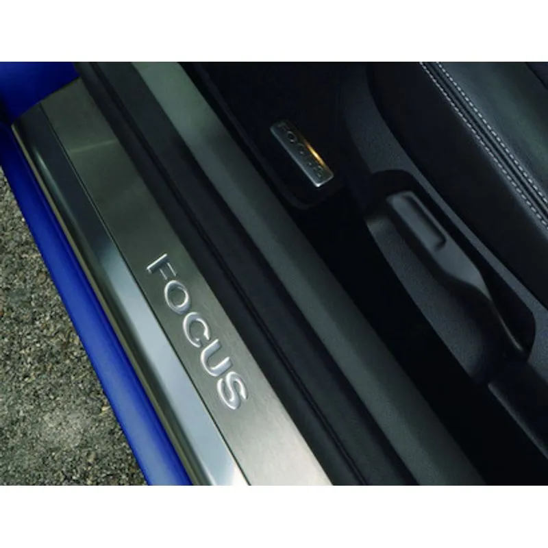 SEUILS DE PORTES AVANT, AVEC LOGO FOCUS INCRUSTÉ FORD