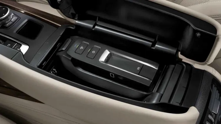 CAR HOTSPOT LTE BMW