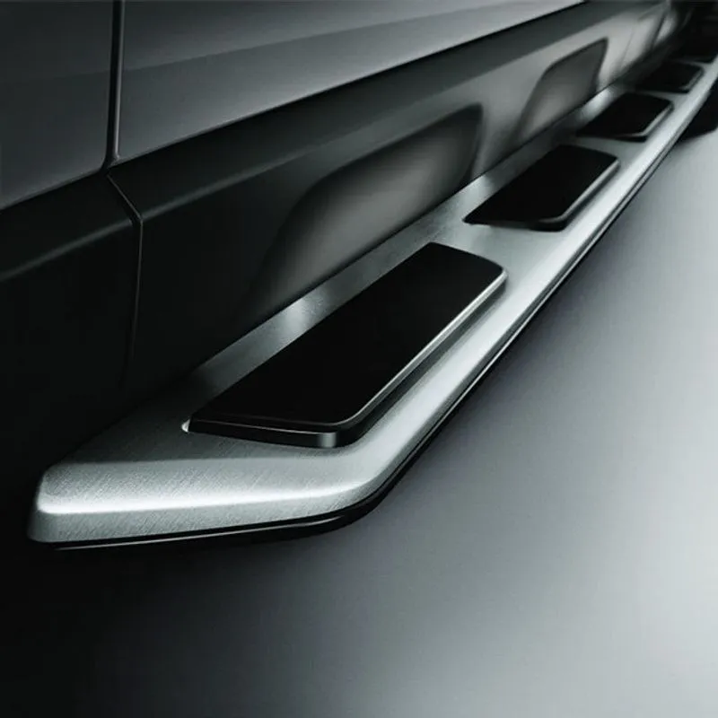 MARCHEPIED GAUCHE AUDI