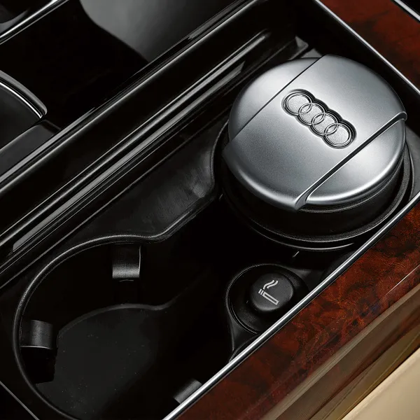 CENDRIER AUDI