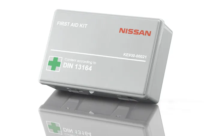 KIT DE PREMIERS-SECOURS (BOITE RIGIDE) NISSAN