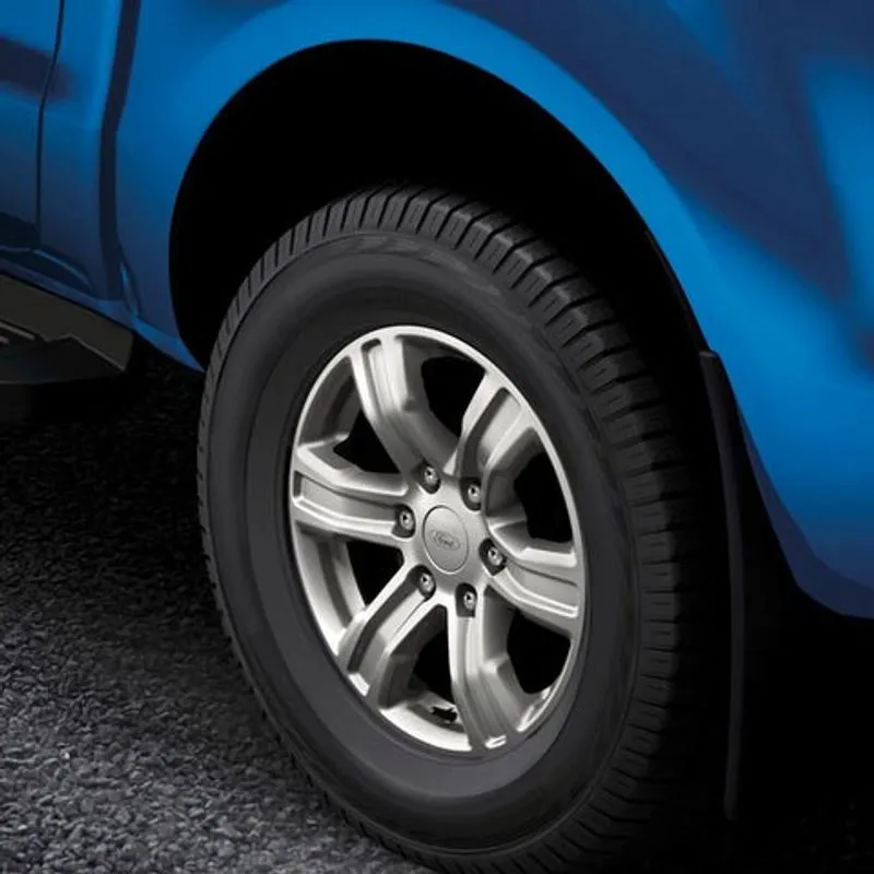 RANGER JANTE EN ALLIAGE 17 MODÈLE À 6 BRANCHES SPARKLE SILVER 2019 FORD