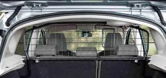 CLOISON DE SÉPARATION AMOVIBLE AVEC TOIT PANORAMIQUE, DERRIÈRE LA SECONDE RANGÉE DE SIÈGE ARRIÈRE NISSAN