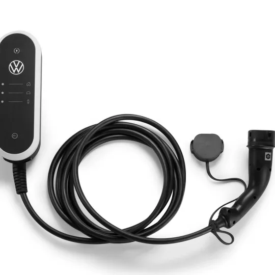 CHARGEUR UNIVERSEL TRIPHASÉ 16A VW