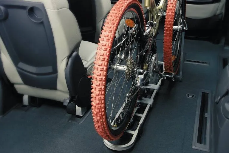 PORTE-VELO INTERIEUR 1 VELO PEUGEOT