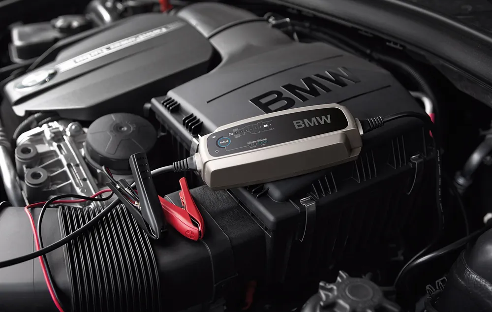 CHARGEUR DE BATTERIE BMW MINI
