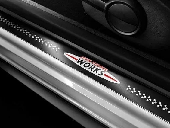 SEUIL DE PORTE DÉCORATIF JCW AVANT. MINI
