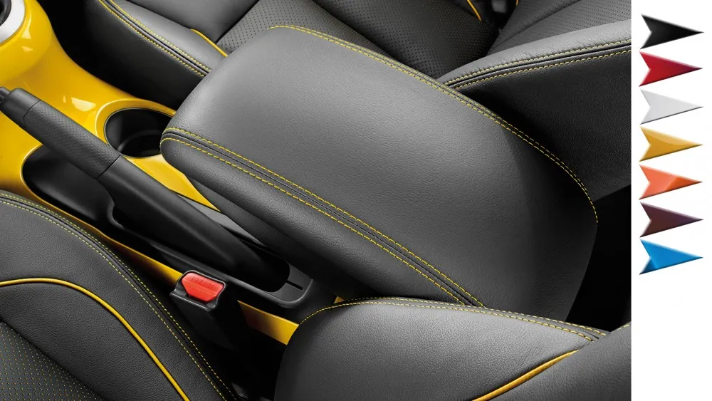 ACCOUDOIR CENTRAL AVANT EN CUIR SURPIQUÉ ROUGE NISSAN