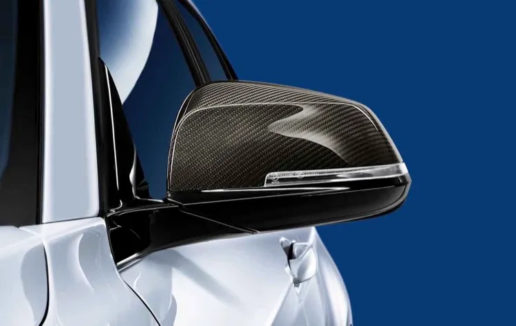 COQUILLE DE RÉTROVISEUR M PERFORMANCE DROITE BMW