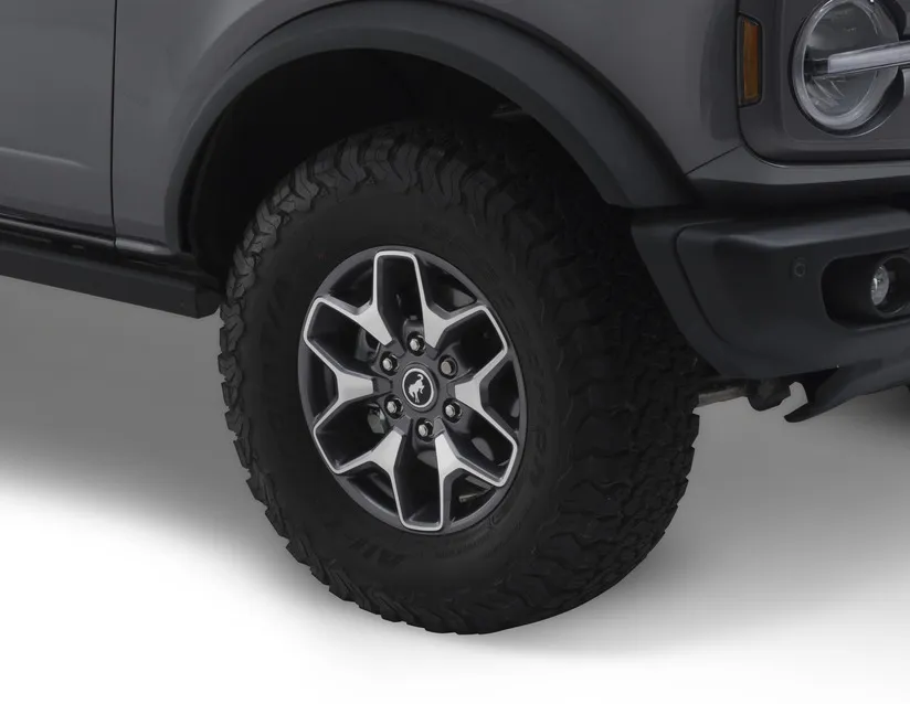 JANTE EN ALLIAGE 17" MODÈLE À 6 BRANCHES, MACHINED CARBONIZED GREY FORD