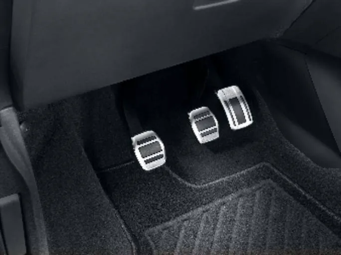KIT PEDALES ALUMINIUM POUR VEHICULE AVEC BVM PEUGEOT