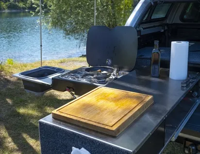 CUISINE COULISSANTE AVEC GAZINIÈRE ARB* FORD