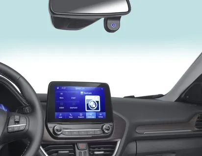 CAMÉRA DE PLANCHE DE BORD AVEC RÉSOLUTION « FULL HD », FONCTIONNE AVEC L'ÉCRAN TACTILE SYNC®3 ET/OU AVEC APPLINK® FORD