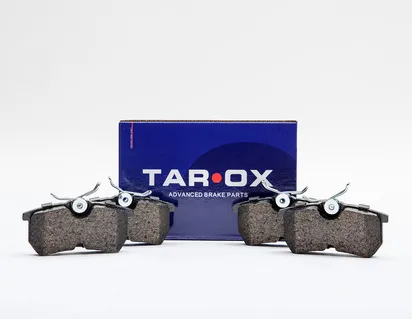 KIT DE PLAQUETTES DE FREIN ARRIÈRE FORD PERFORMANCE STRADA 122 (VOIES RAPIDES) TAROX®*